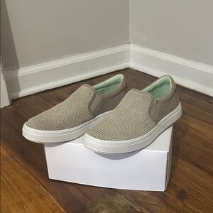Slip-On Casual Shoes - Tan
